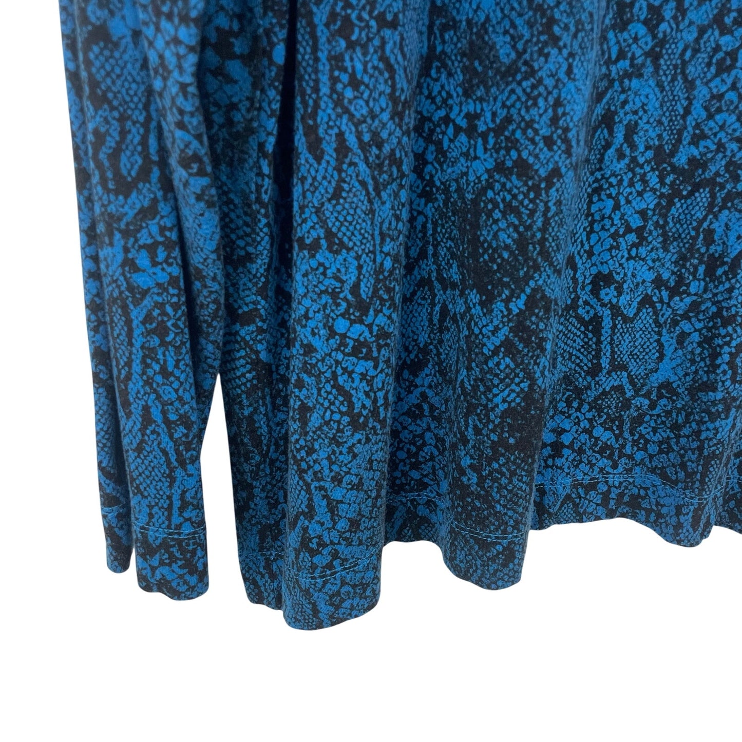 Chico’s Blue Black Snakeskin Print Long Sleeve T Shirt Womens Size XL