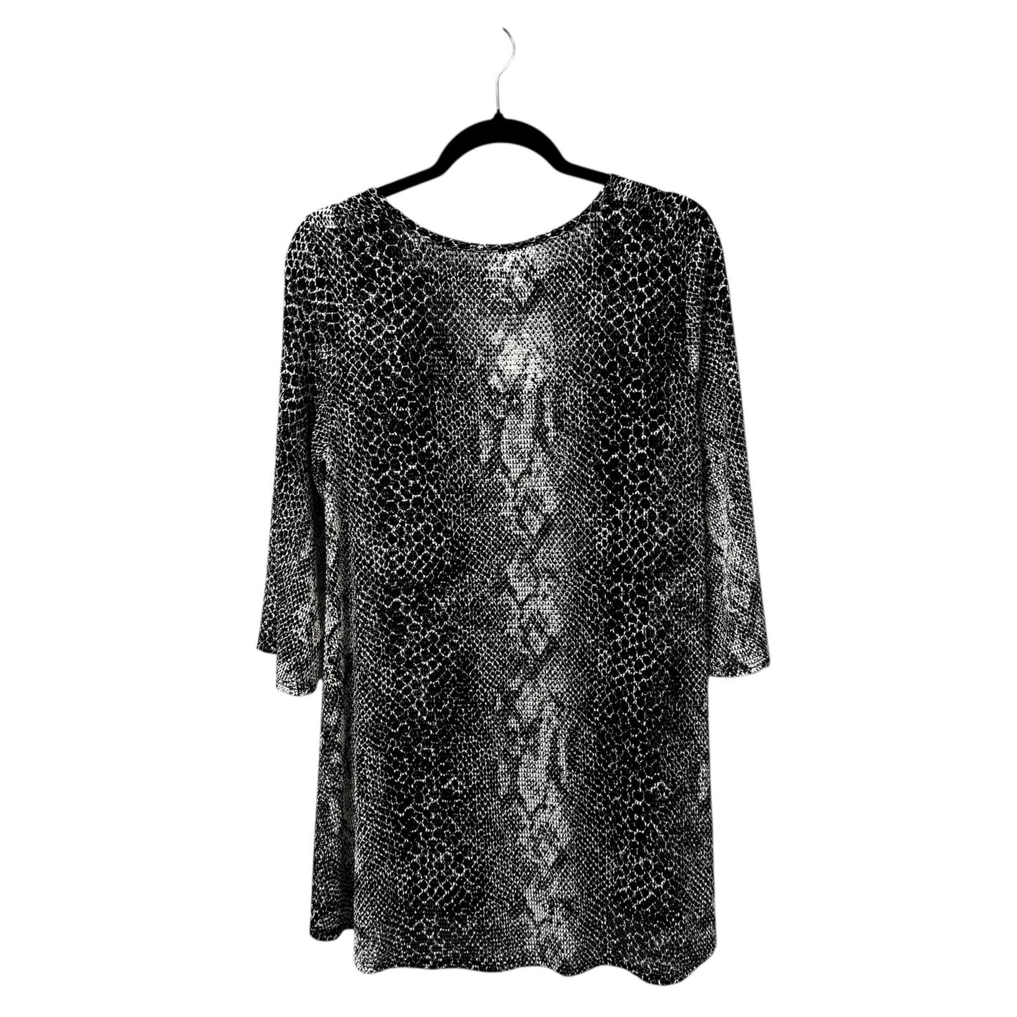 NWT Jordan Taylor Snake Skin Print Long Sleeve Scoop Neck Top Womens Large