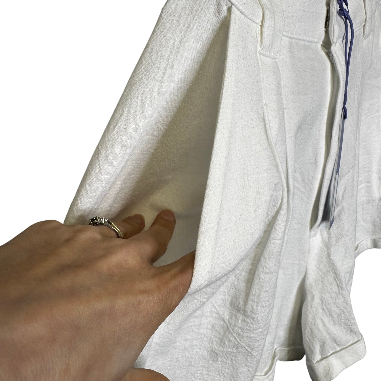 NWT Paradised White High Waisted Pleated Relaxed Cotton Shorts Womens Small