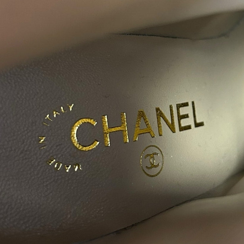 Chanel Tan Black Two Tone Interlocking CC Logo Wedge Boots Womens 39.5 / US 9.5