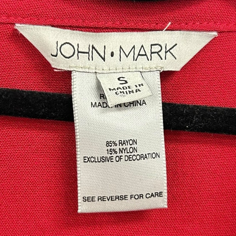 John Mark Solid Red Pop Up Floral Detail Sleeve Button Front Top Womens Small