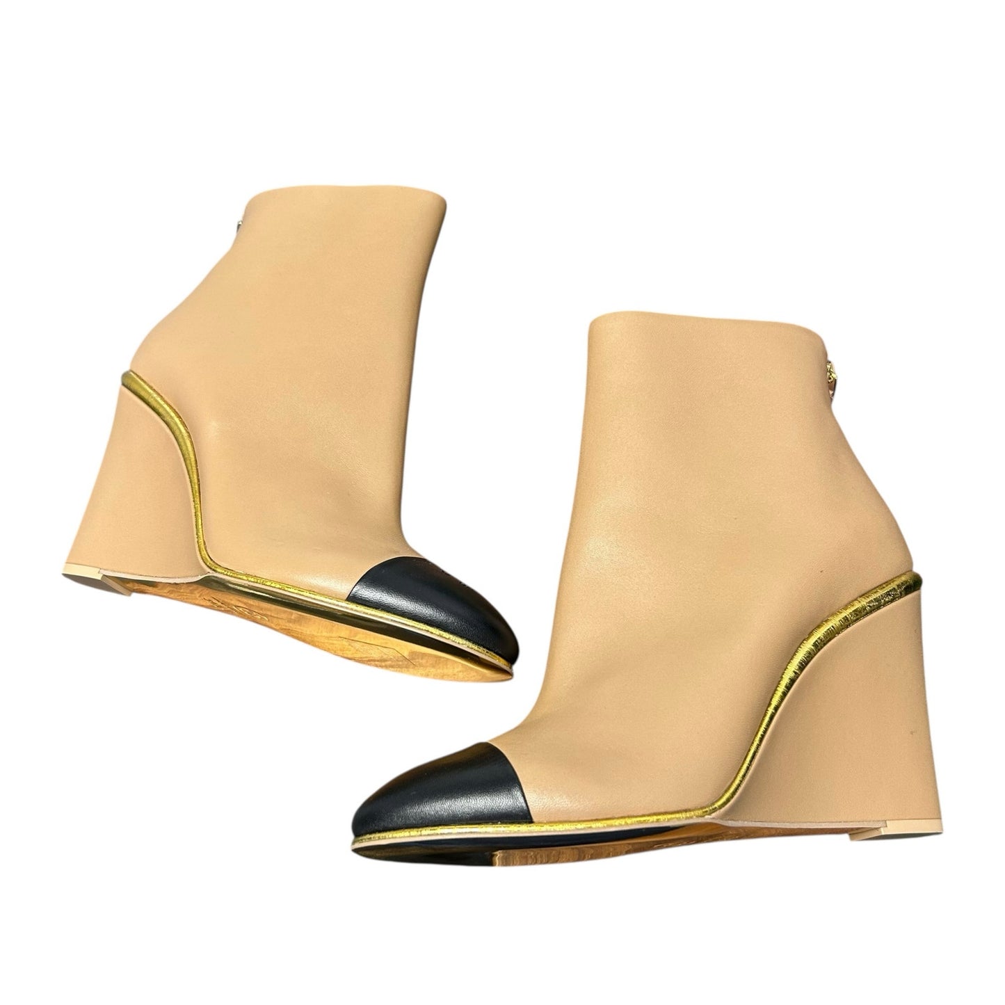Chanel Tan Black Two Tone Interlocking CC Logo Wedge Boots Womens 39.5 / US 9.5