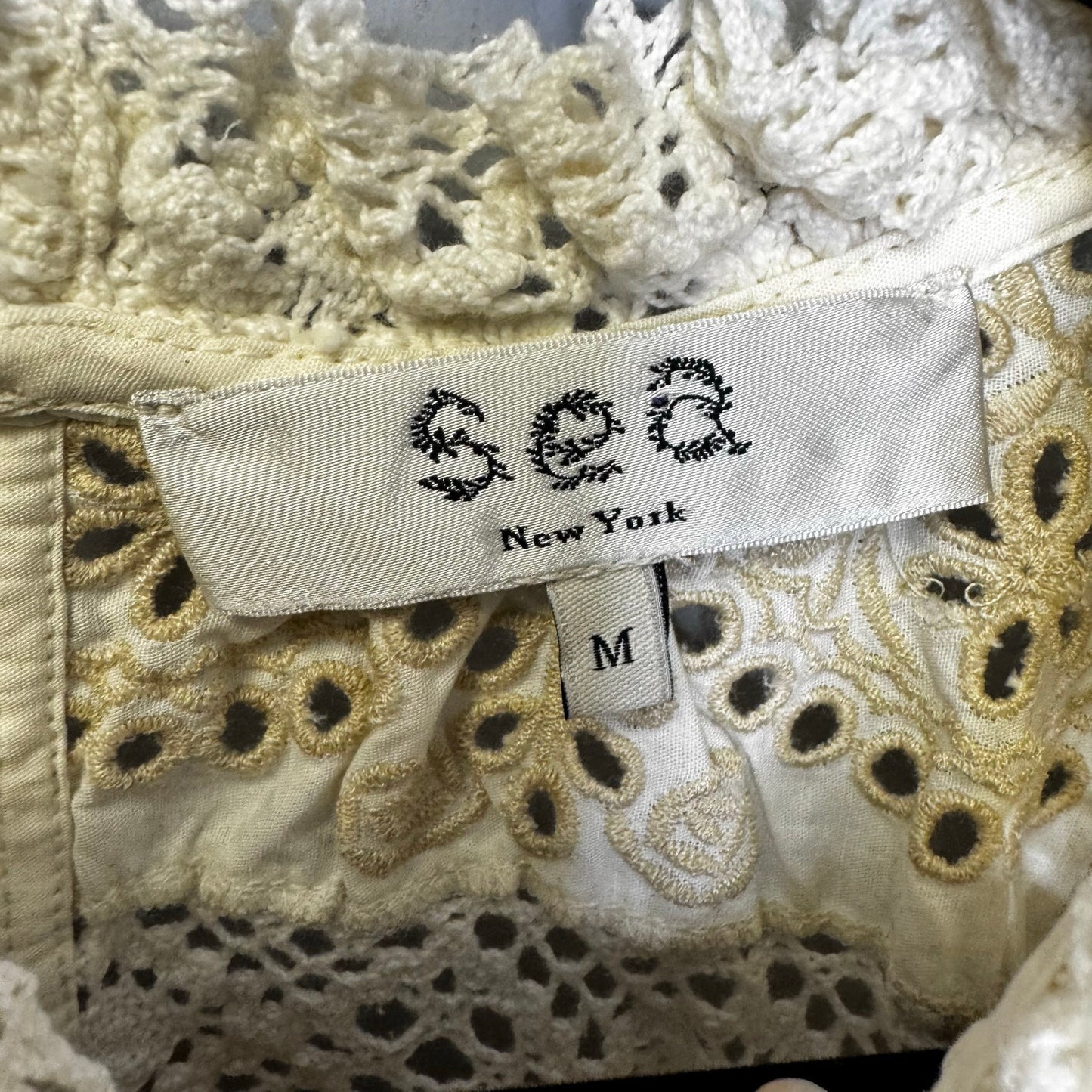 SEA New York Cream Evie Eyelet Embroidered Flutter Sleeve Top Womens Medium