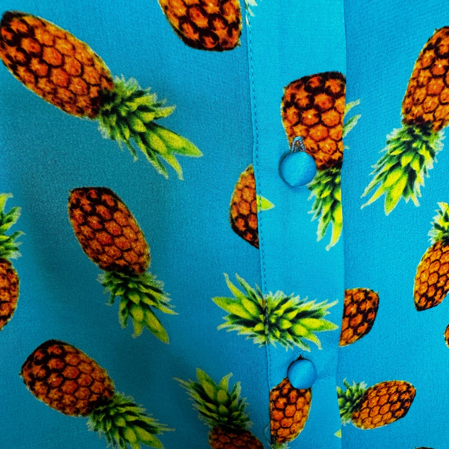 Alice + Olivia Blue Pineapple Print Flutter Sleeve Button Front Top Size Medium