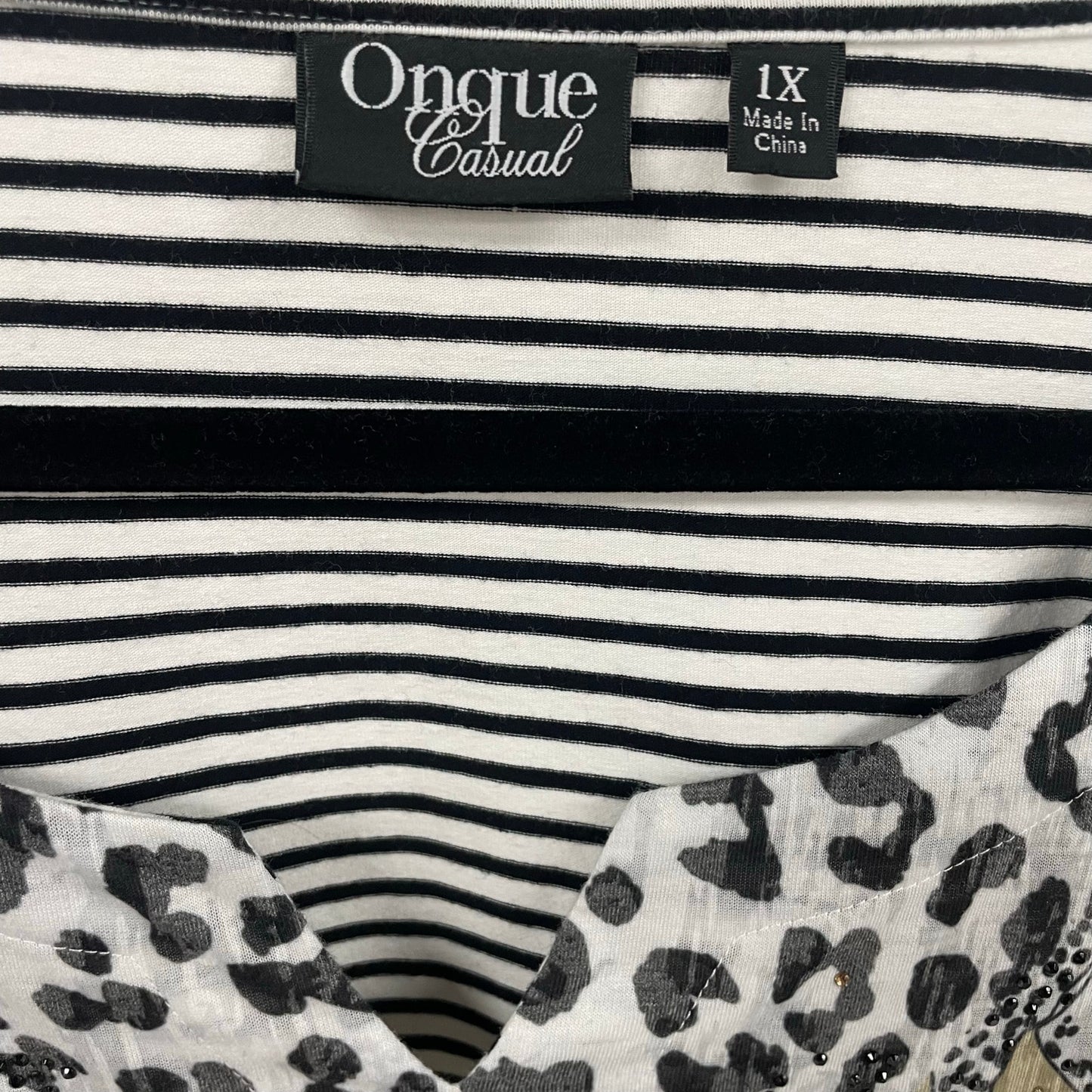 Onque Casual Short Sleeve Striped Cheetah Cat Print Top Womens Plus Size 1X