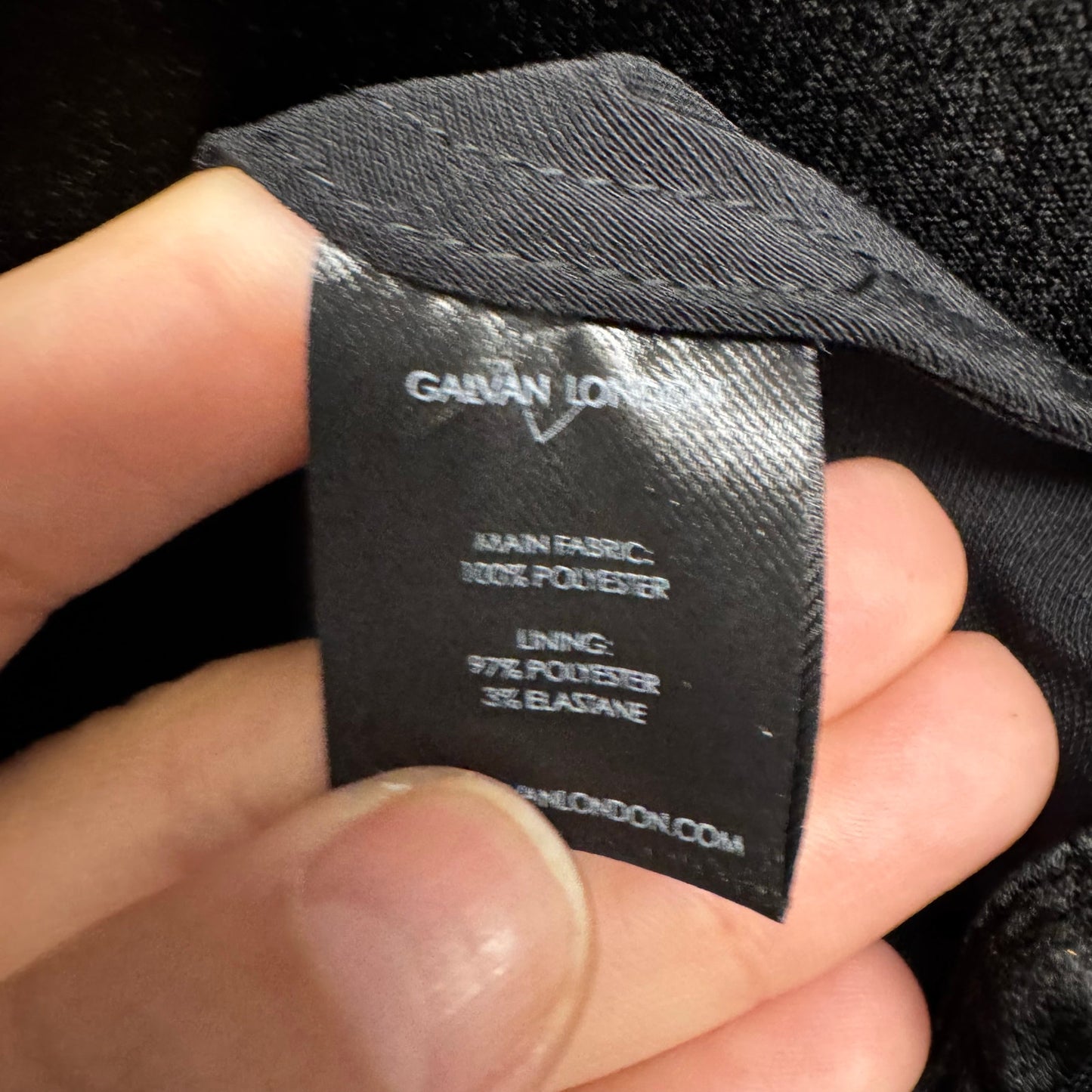 NWT Galvan London Black Sleeveless V Neck Satin Camisole Tank Top Womens 4