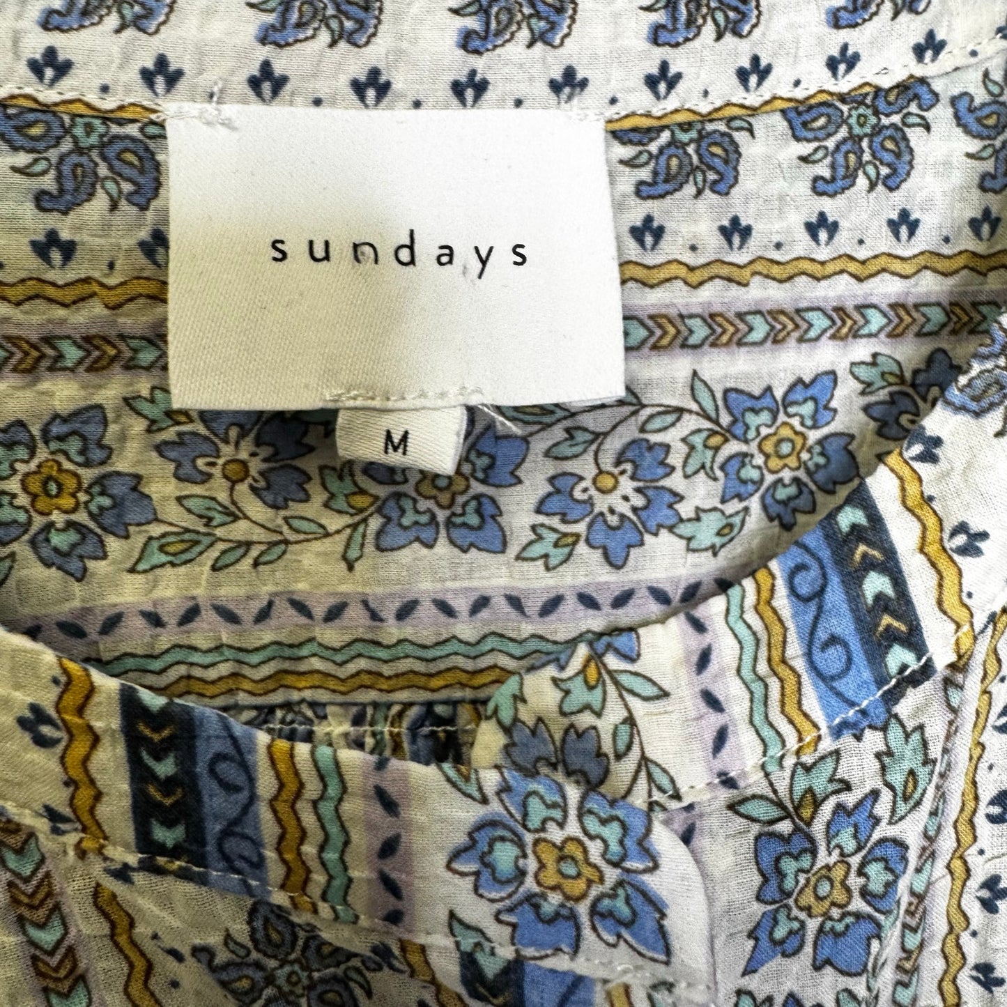 Sundays Multi Color Floral Balloon Sleeve Button Front Blouse Womens Medium