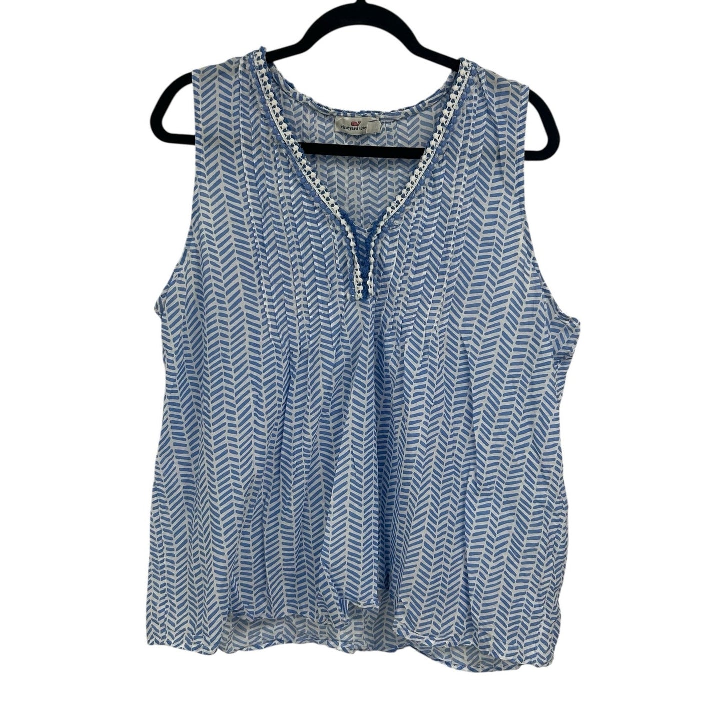 Vineyard Vines Blue White Chevron Geo Print Pintucked Sleeveless Top Womens XL