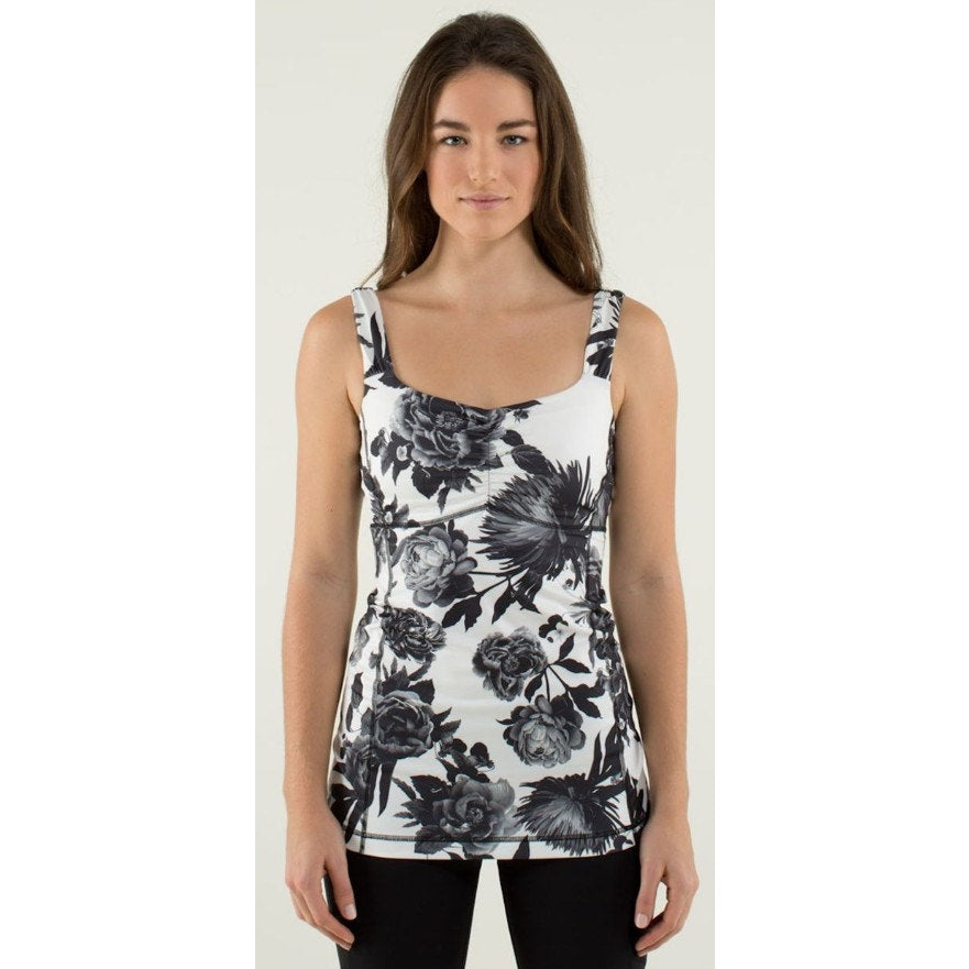 Lululemon Athletica Aria Tank II Brisk Bloom Black White Floral Print Womens 4