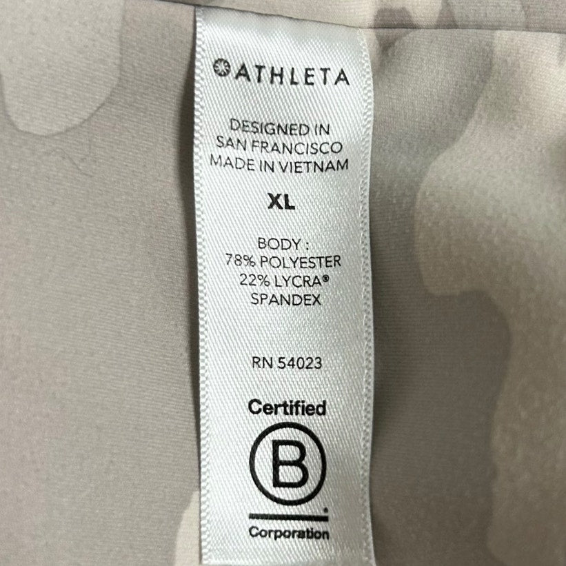 Athleta Gray White Camo Print Elation 7/8 Tight Pull On Leggings Womens Size XL