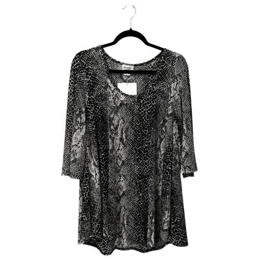 NWT Jordan Taylor Snake Skin Print Long Sleeve Scoop Neck Top Womens Large